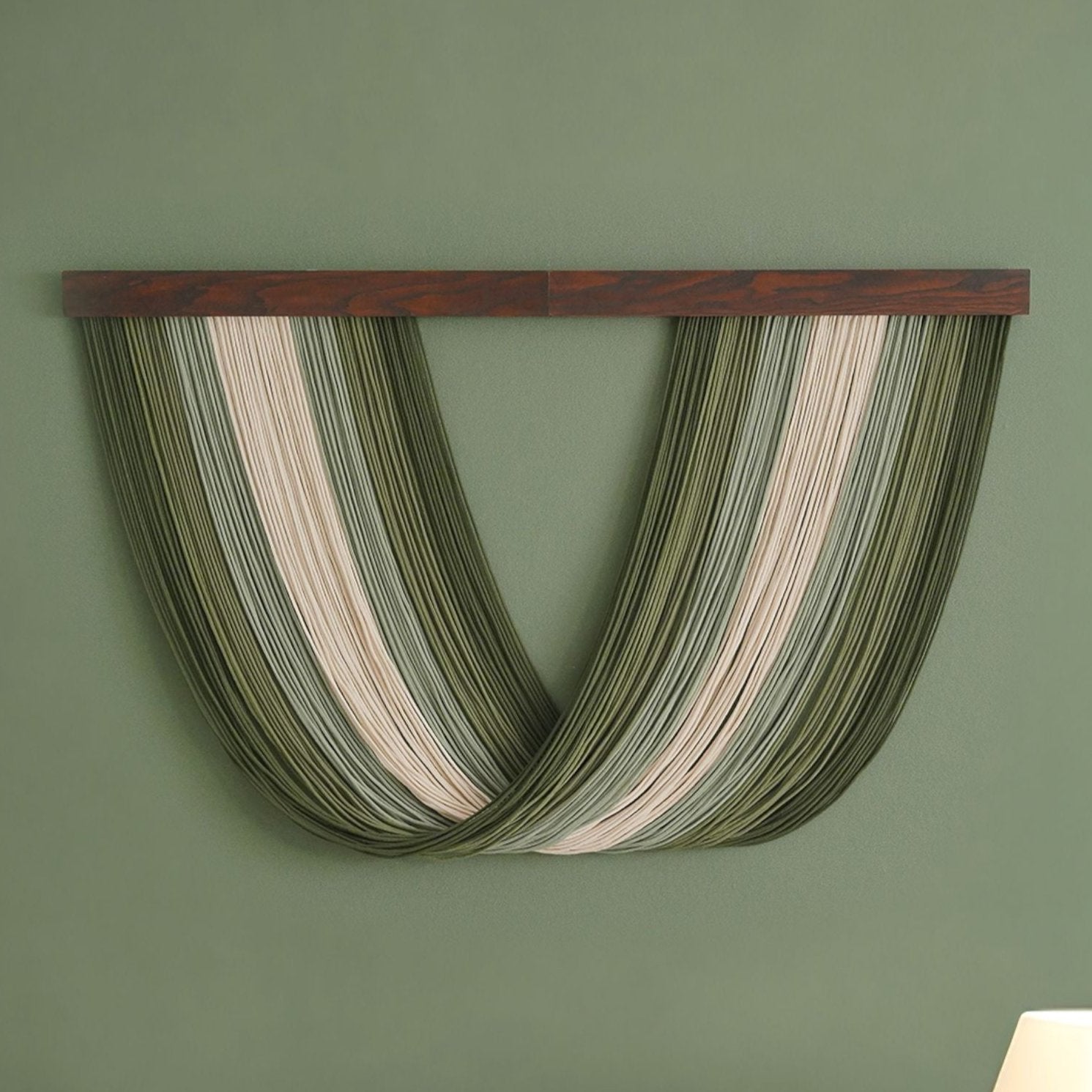 Tenture murale en fibre de macramé pour une décoration bohème élégante