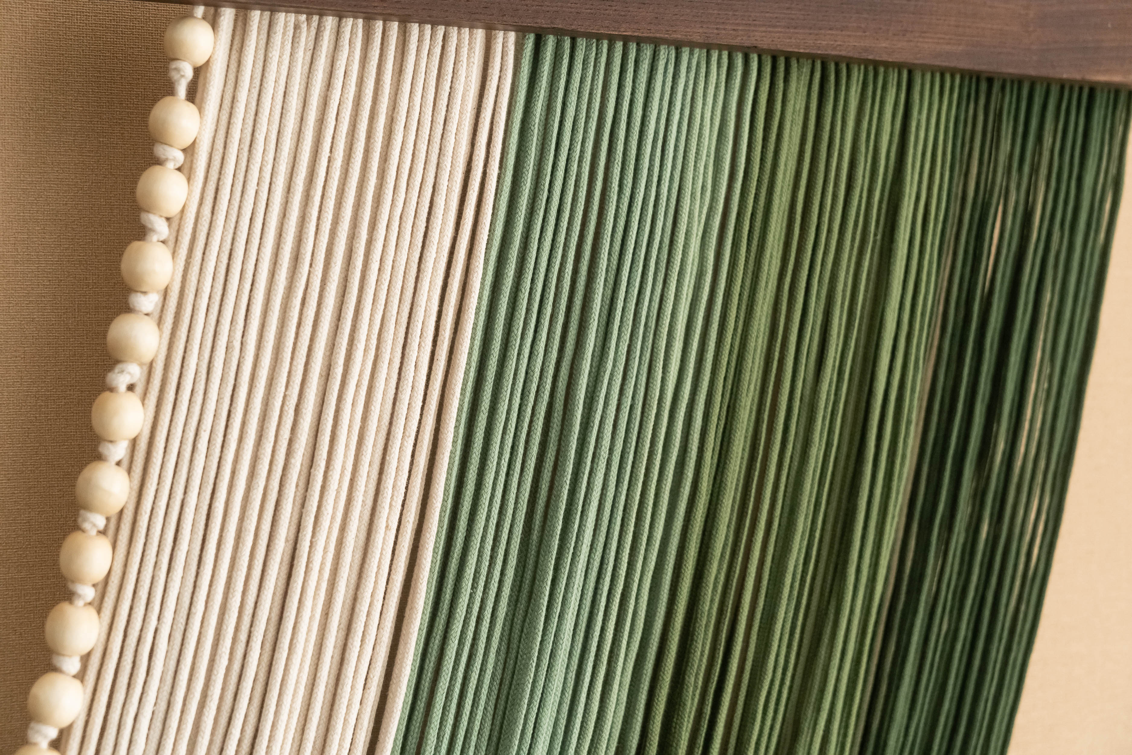 Wandbehang aus Makrameefaser für elegantes Boho-Wohndekor
