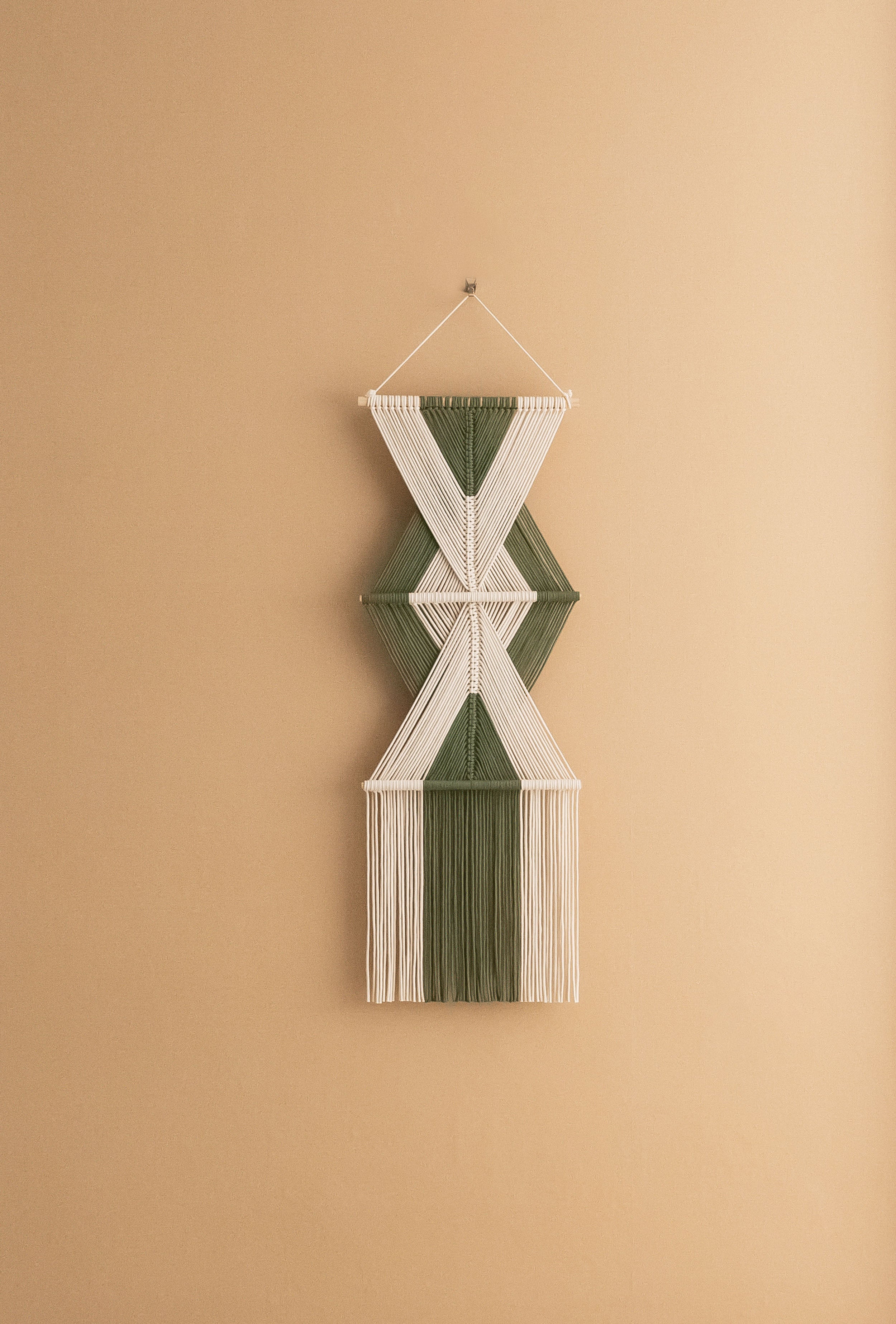 The Arrows - Vertical Boho Macrame Wall Hanging V86