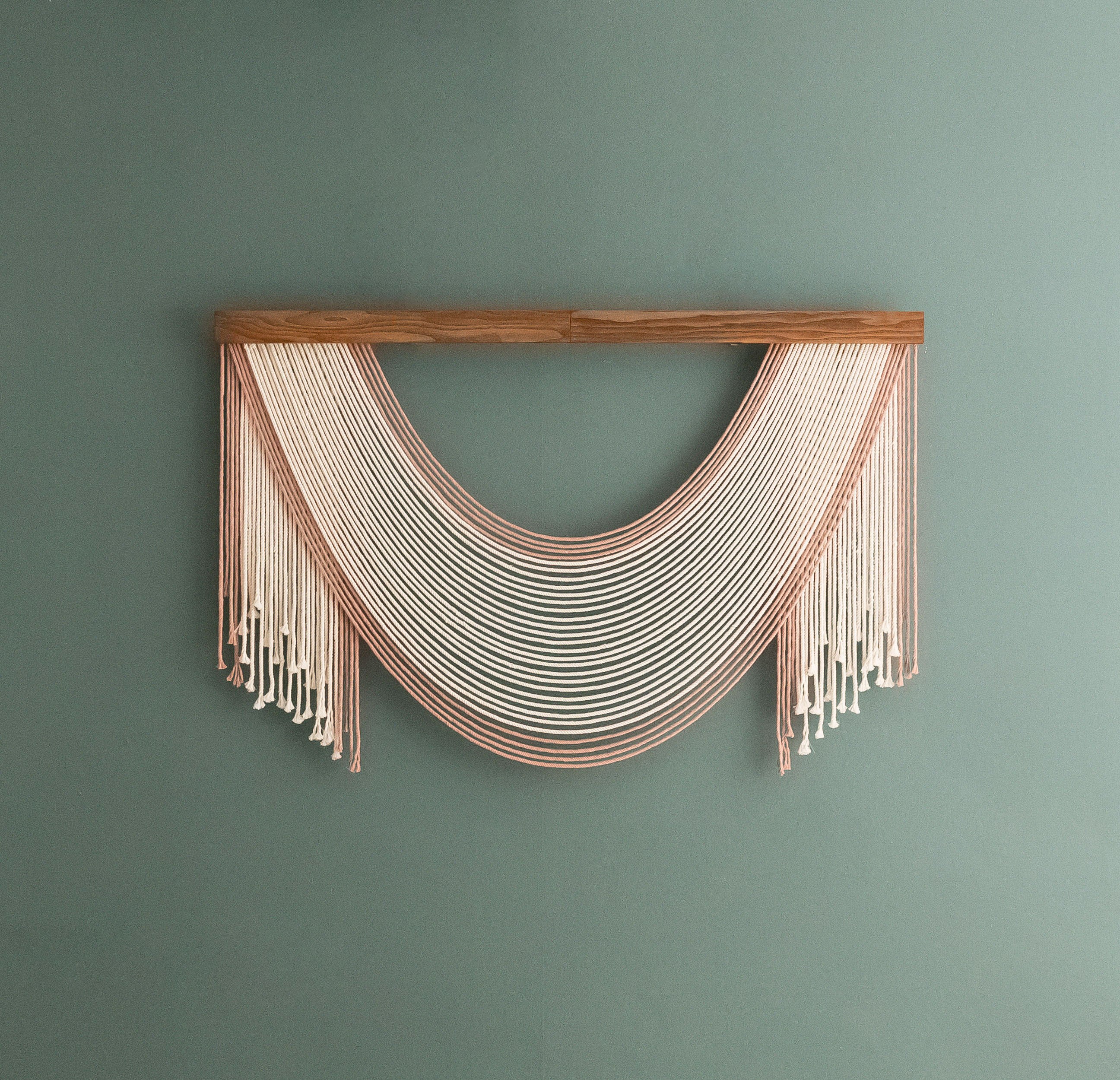 Macrame Fiber Wall Hanging For Elegant Boho Home Accents