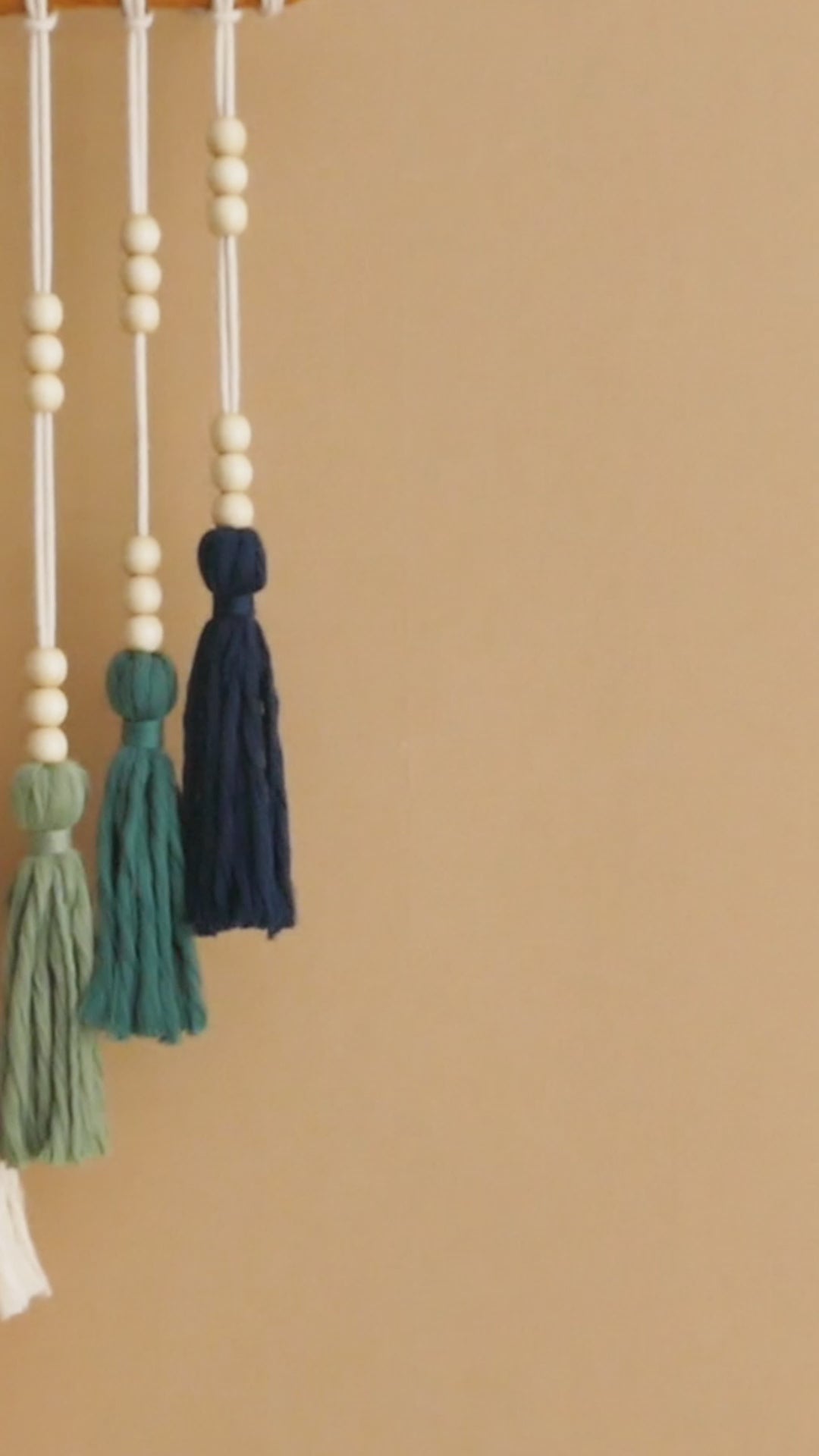 Macrame Tassel Fiber Wall Hanging - Boho Colorful Wall Art Decor V85